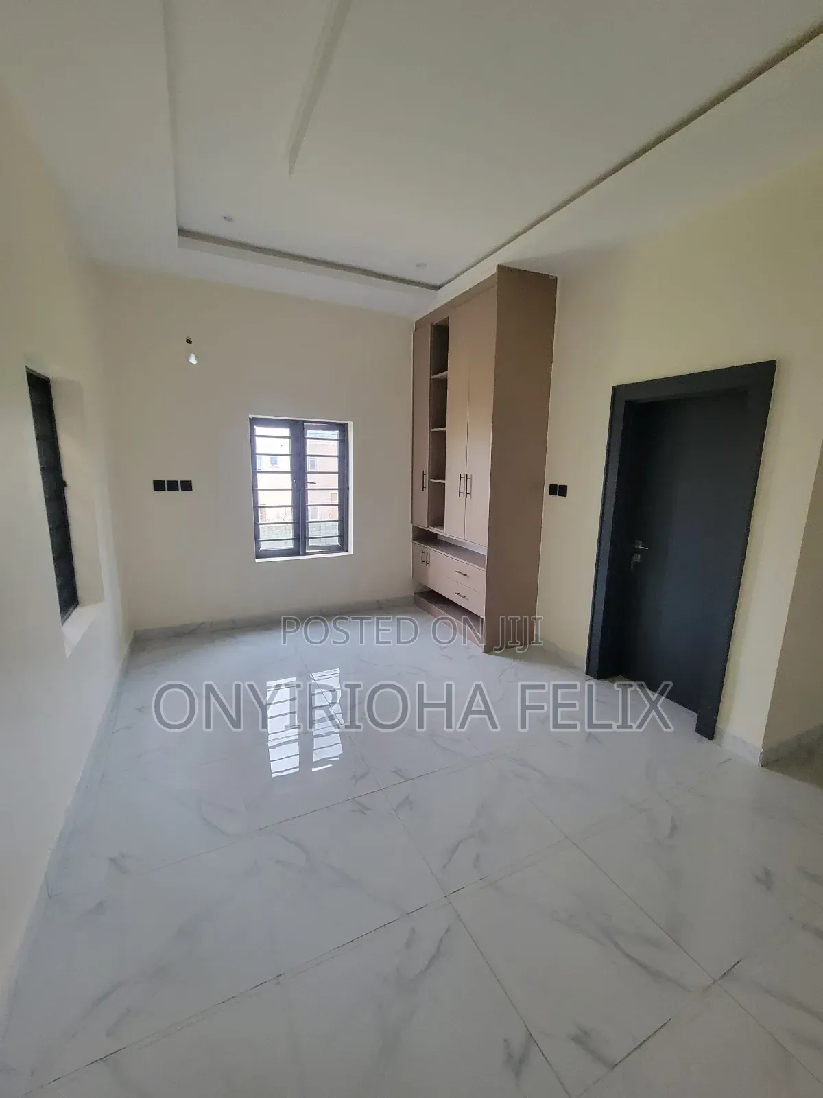4bdrm Duplex in Lugbe Airport Road, Kiami for rent in Kiami