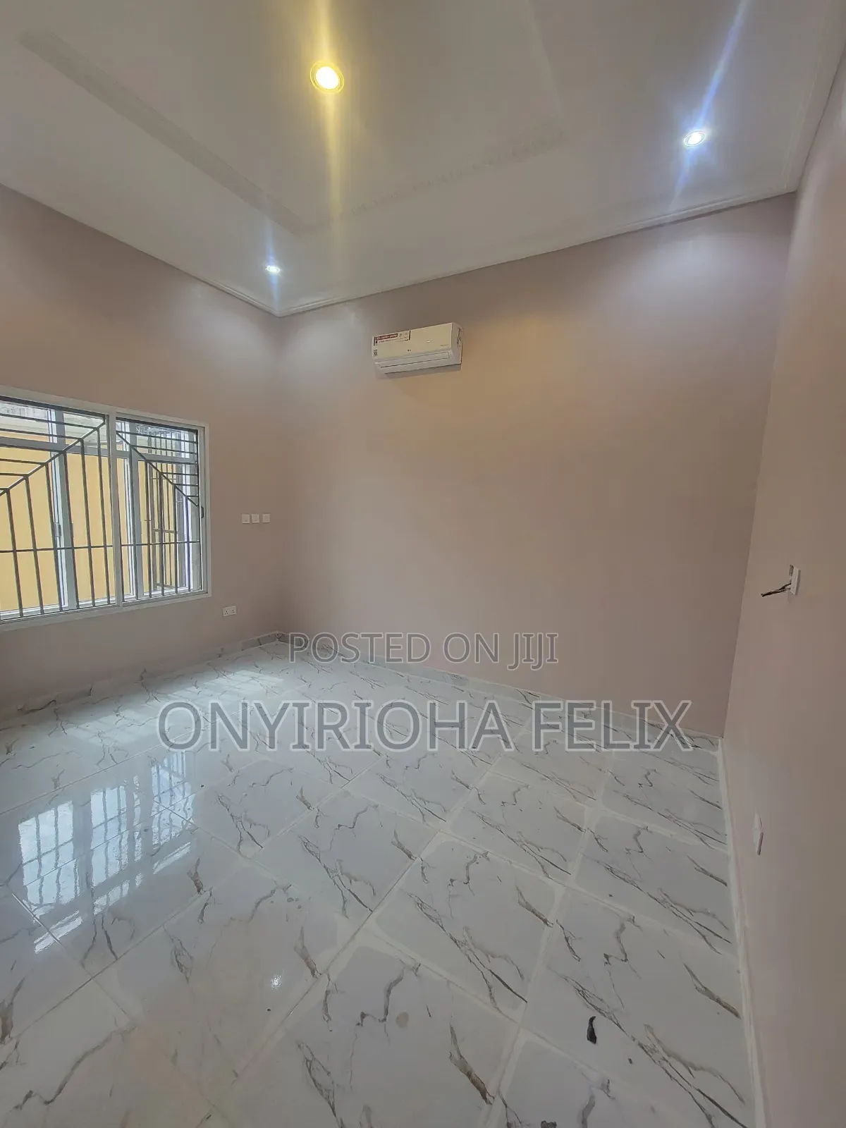 4bdrm Duplex in Lugbe Airport Road, Kiami for rent in Kiami