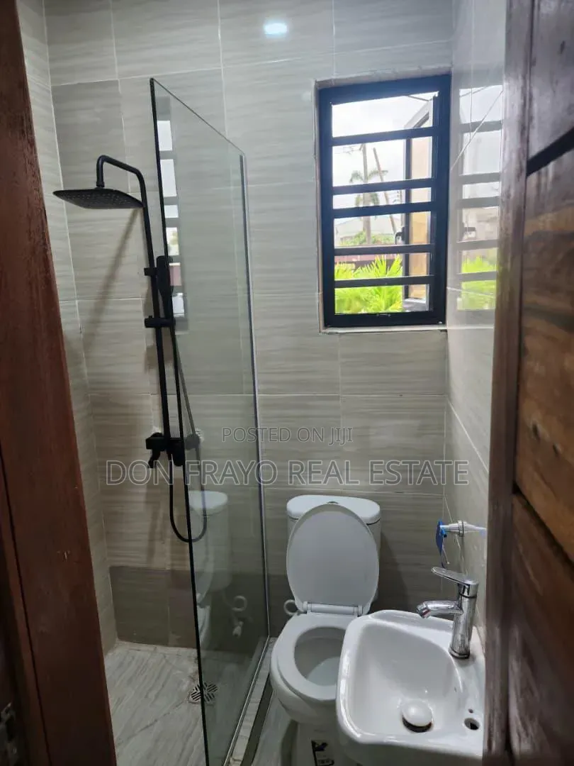 4bdrm Duplex in Eko Akete Awolowo Rd, Ikoyi for sale in Ikoyi