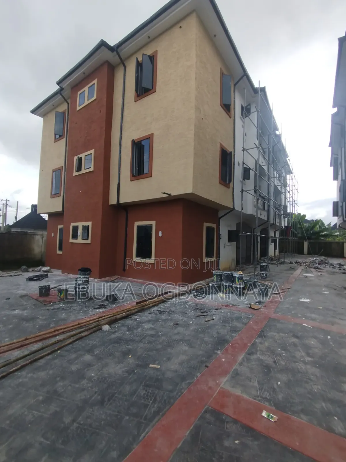 2bdrm Block of Flats in Sars Road, Obio-Akpor for rent in Obio-Akpor