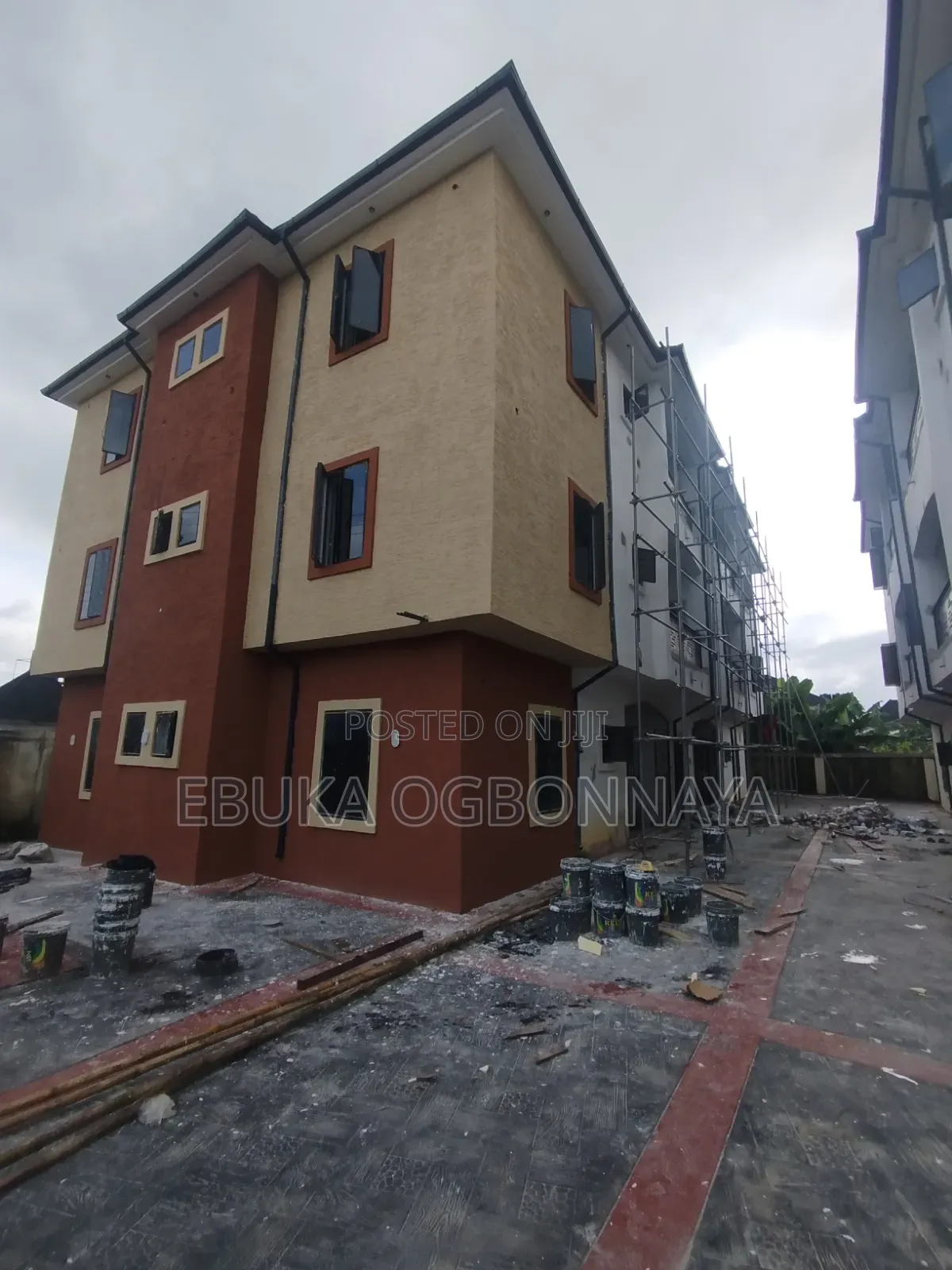 2bdrm Block of Flats in Sars Road, Obio-Akpor for rent in Obio-Akpor