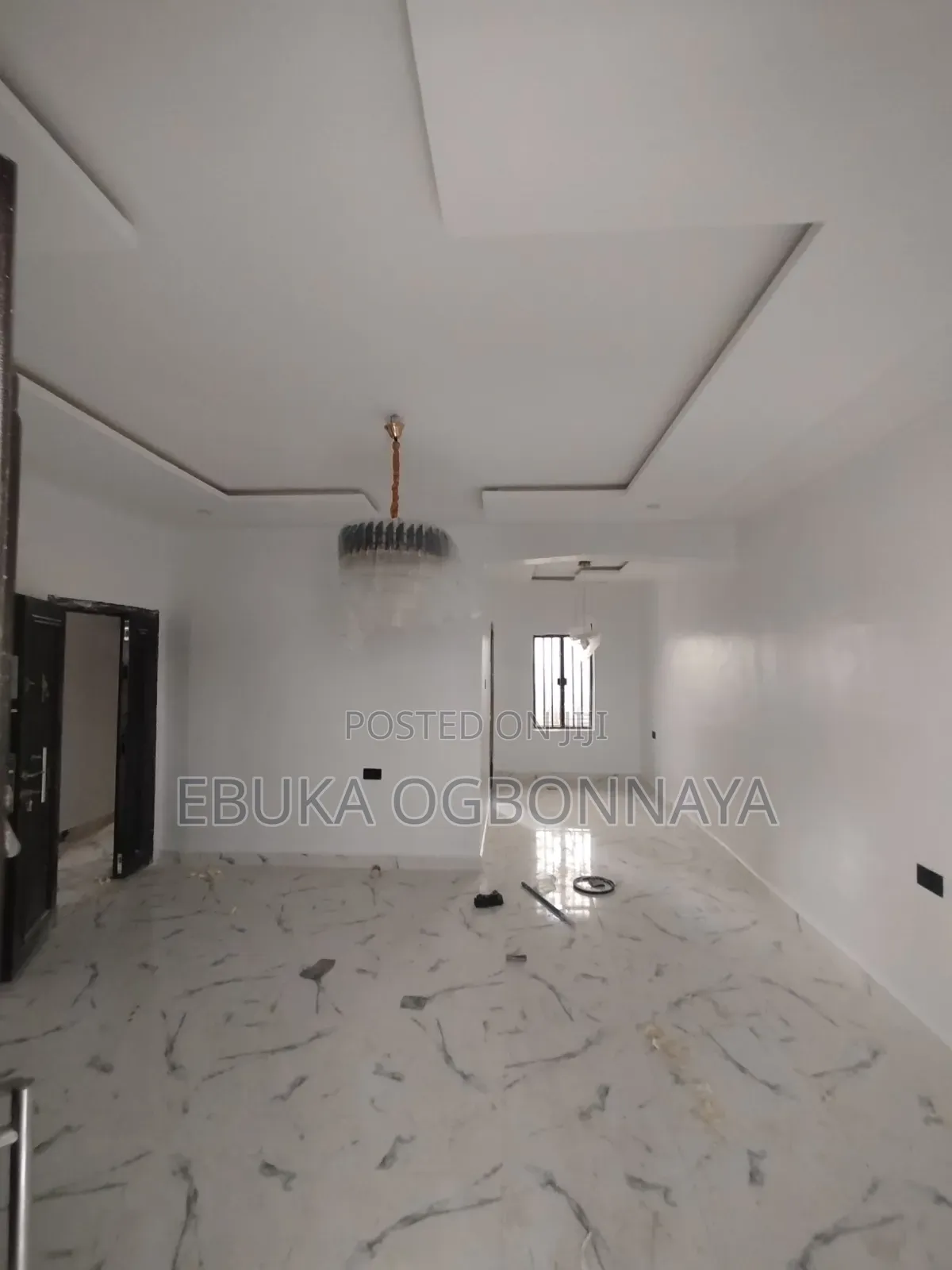 2bdrm Block of Flats in Sars Road, Obio-Akpor for rent in Obio-Akpor