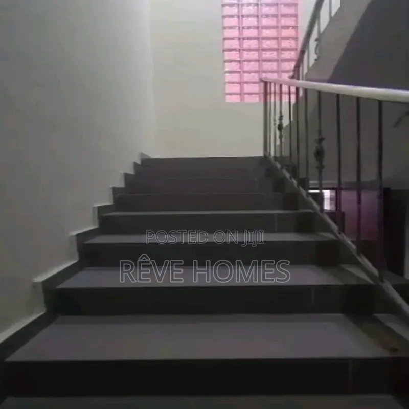 4bdrm Maisonette in Alagomeji for rent in Alagomeji