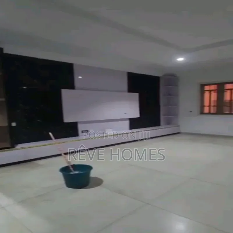 4bdrm Maisonette in Alagomeji for rent in Alagomeji