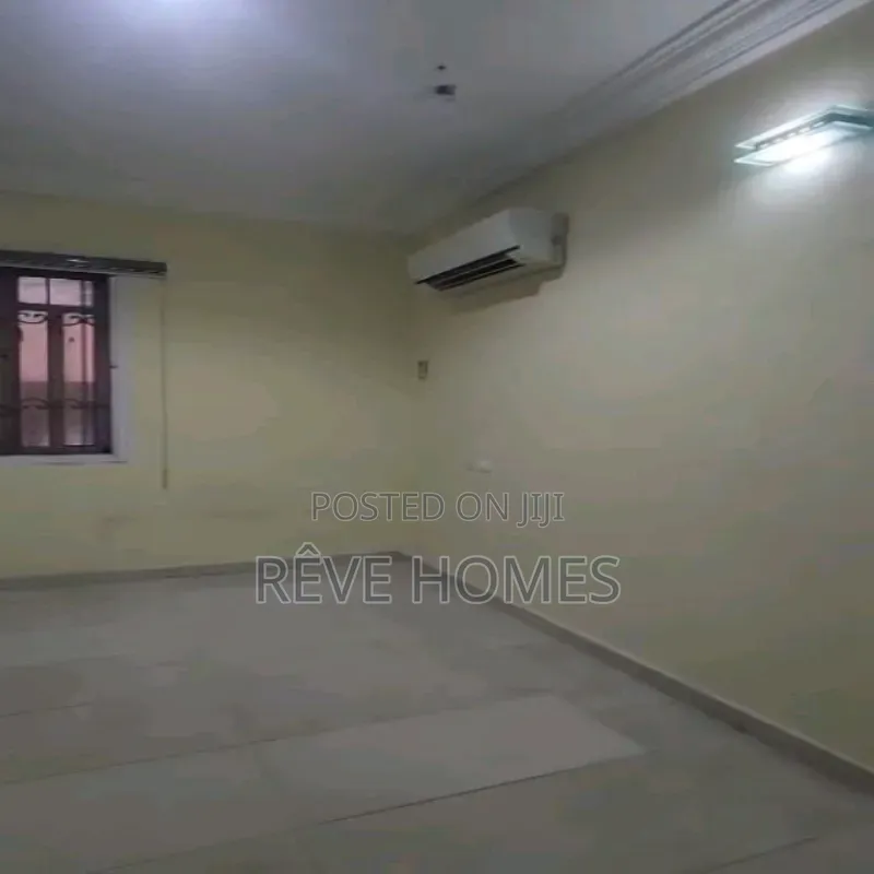 4bdrm Maisonette in Alagomeji for rent in Alagomeji