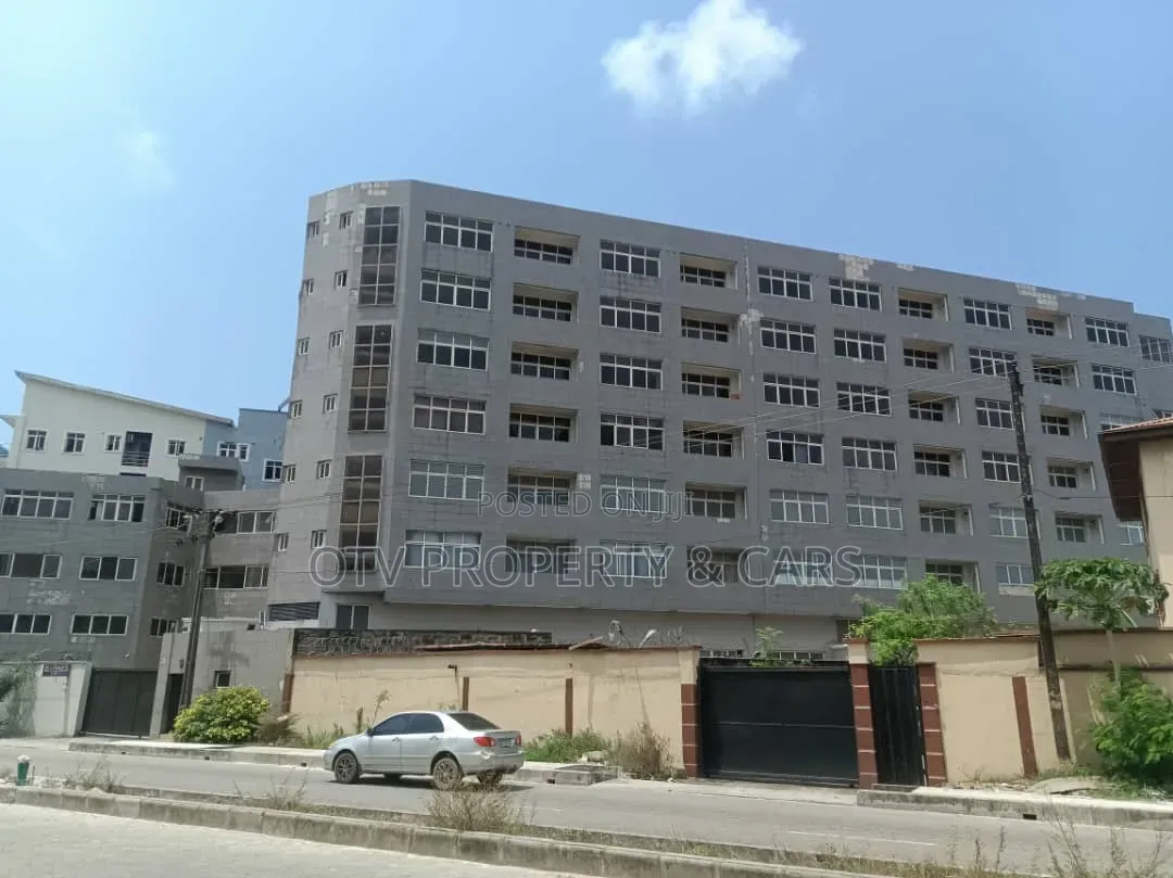 $12.5m Usd Hospital at Oniru, Victoria Island, Lagos for Sale in Victoria Island