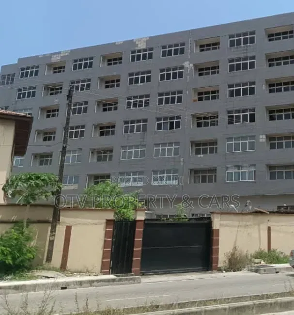 $12.5m Usd Hospital at Oniru, Victoria Island, Lagos for Sale in Victoria Island