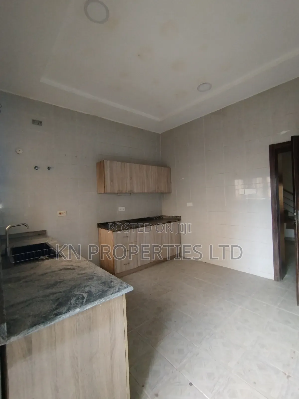 5bdrm Duplex in Guzape for rent in Guzape District