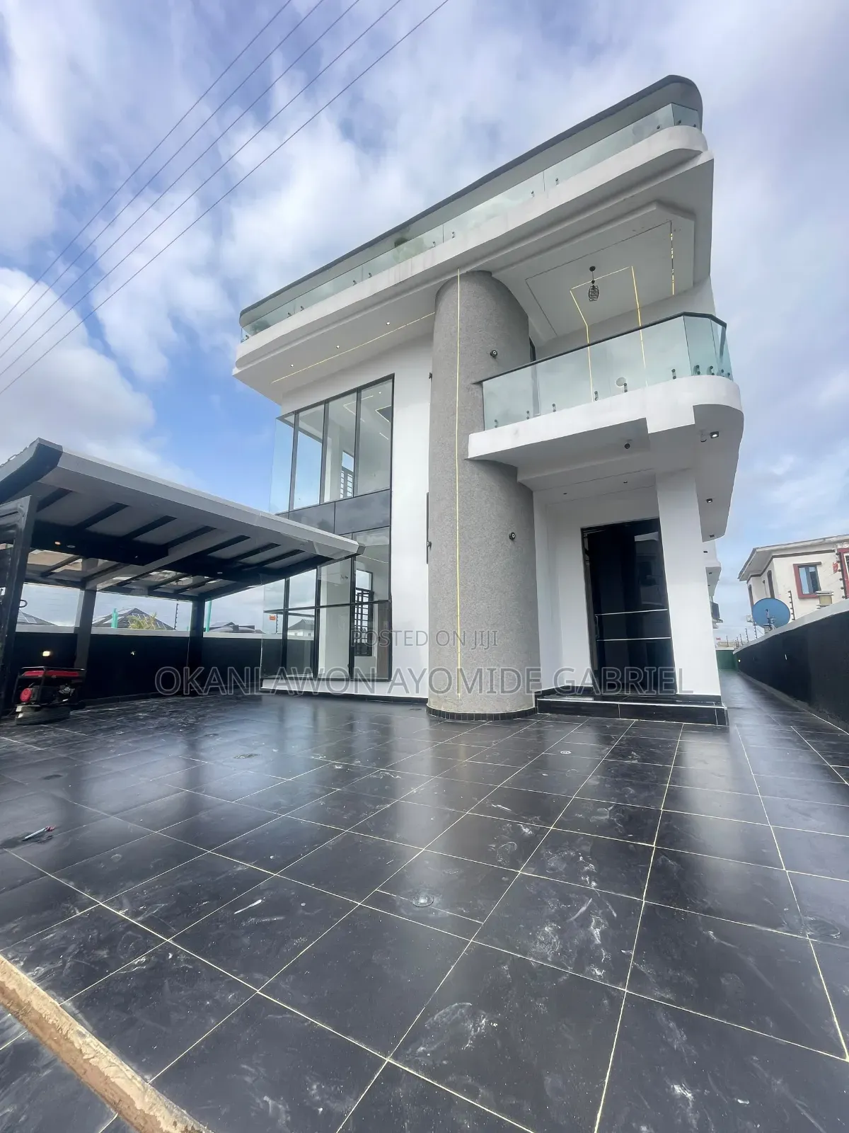 5bdrm Duplex in Sangotedo for sale in Sangotedo