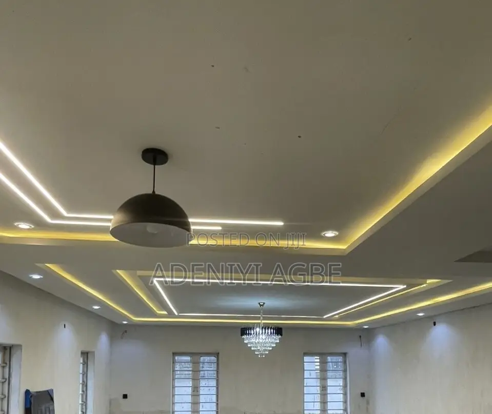 5bdrm Duplex in Shola F. Adedui, Idishin for sale in Idishin