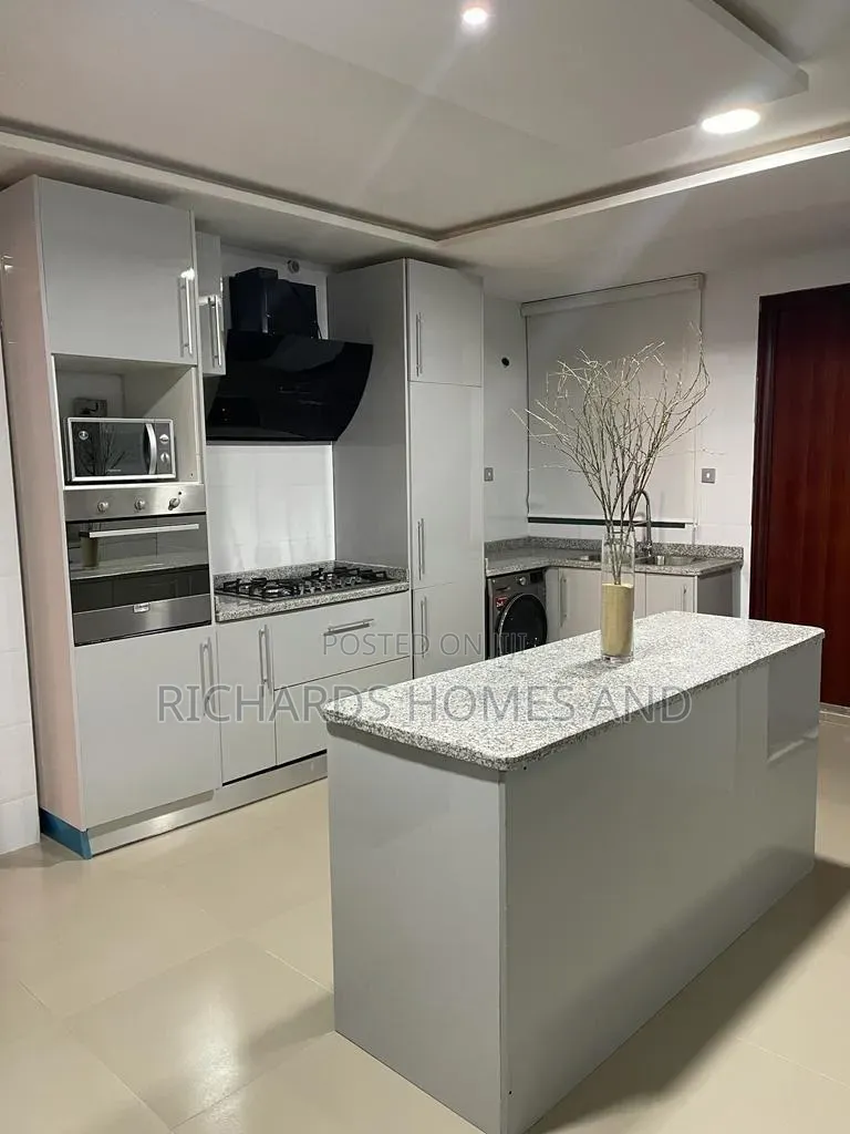 Furnished 3bdrm Apartment in Banana Island for rent in Banana Island