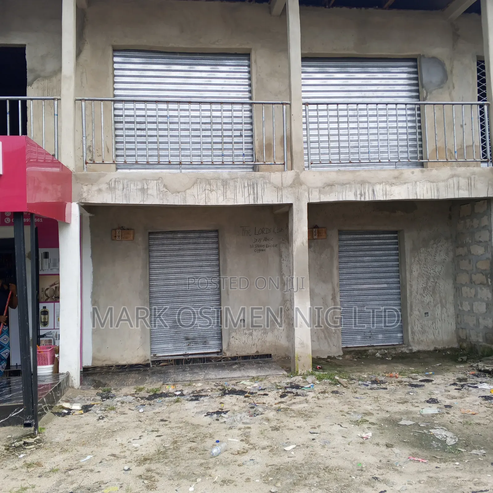 Upstairs Store for Rent - Water Resources Road - #3.6m/3 Yrs in Warri
