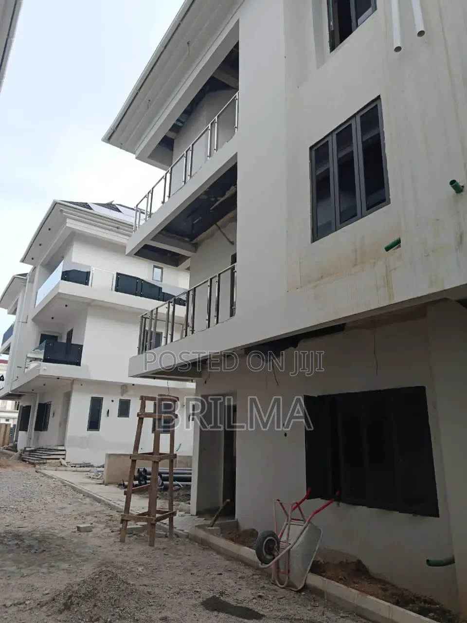 5bdrm Duplex in Wuye for sale in Wuye
