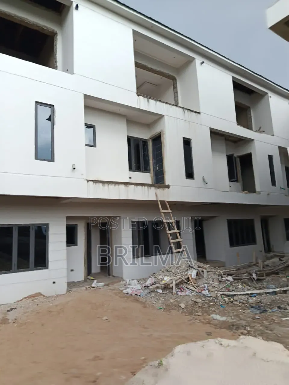 5bdrm Duplex in Wuye for sale in Wuye