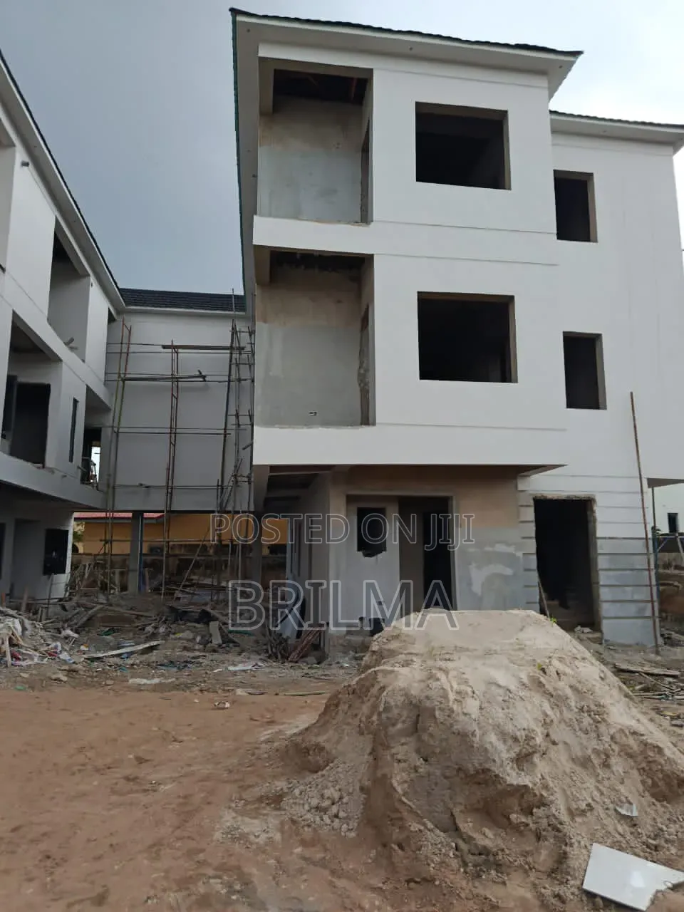 5bdrm Duplex in Wuye for sale in Wuye