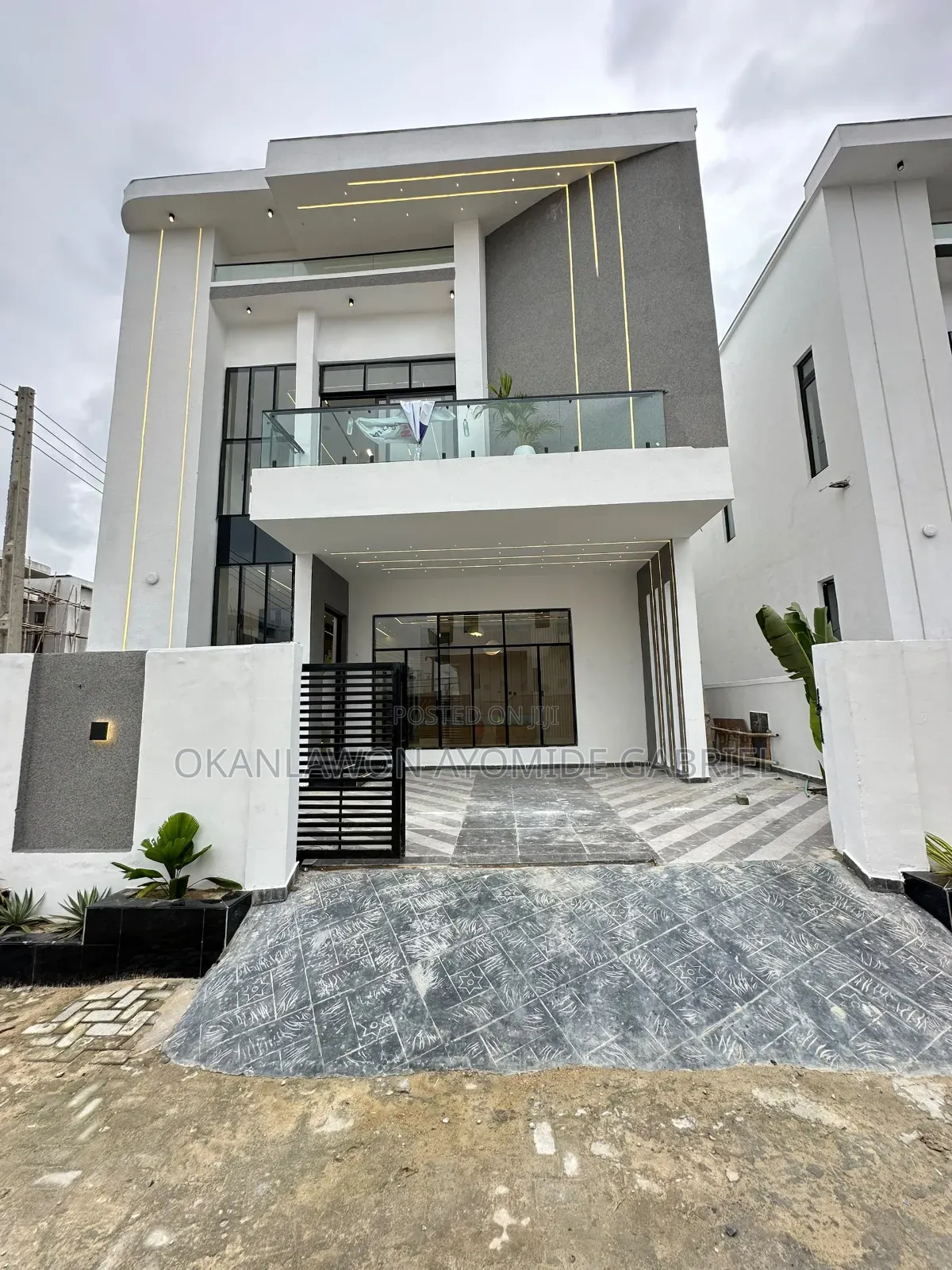 4bdrm Duplex in Lekki Palmcity for sale in Off Lekki-Epe Expressway