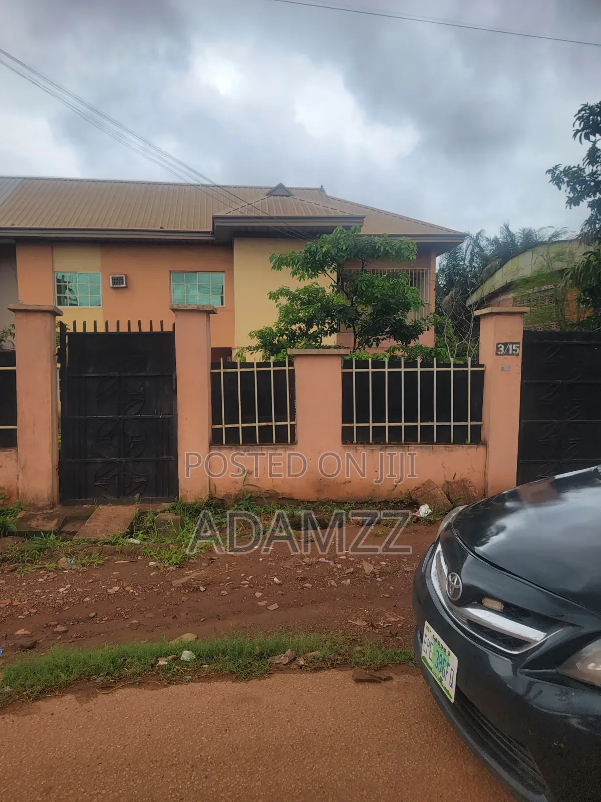 4bdrm Duplex in Transekulu, Enugu for sale in Enugu