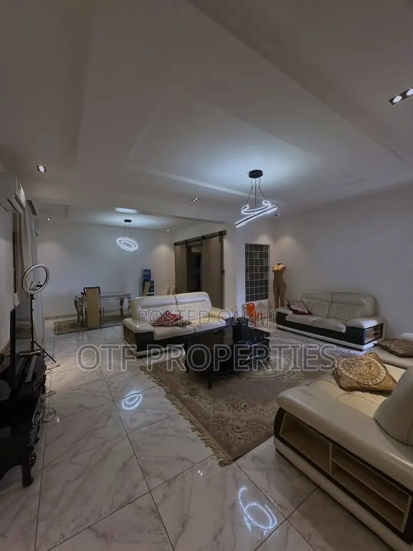 3bdrm Apartment in Wuye for sale in Wuye
