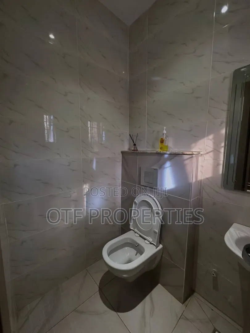 3bdrm Apartment in Wuye for sale in Wuye