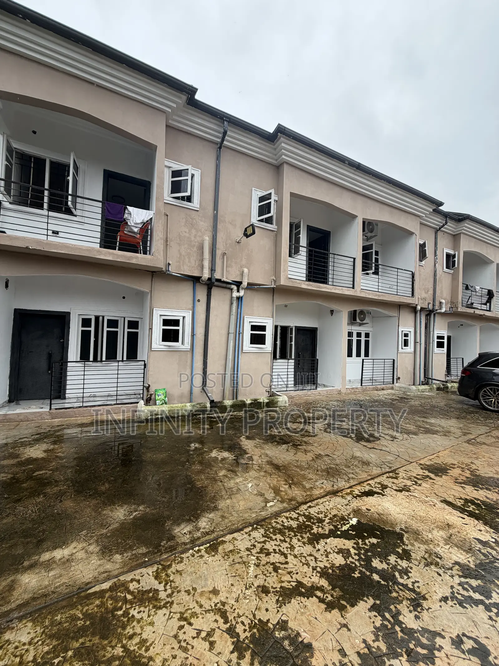 2bdrm Block of Flats in Amagba, Benin City for sale in Benin City