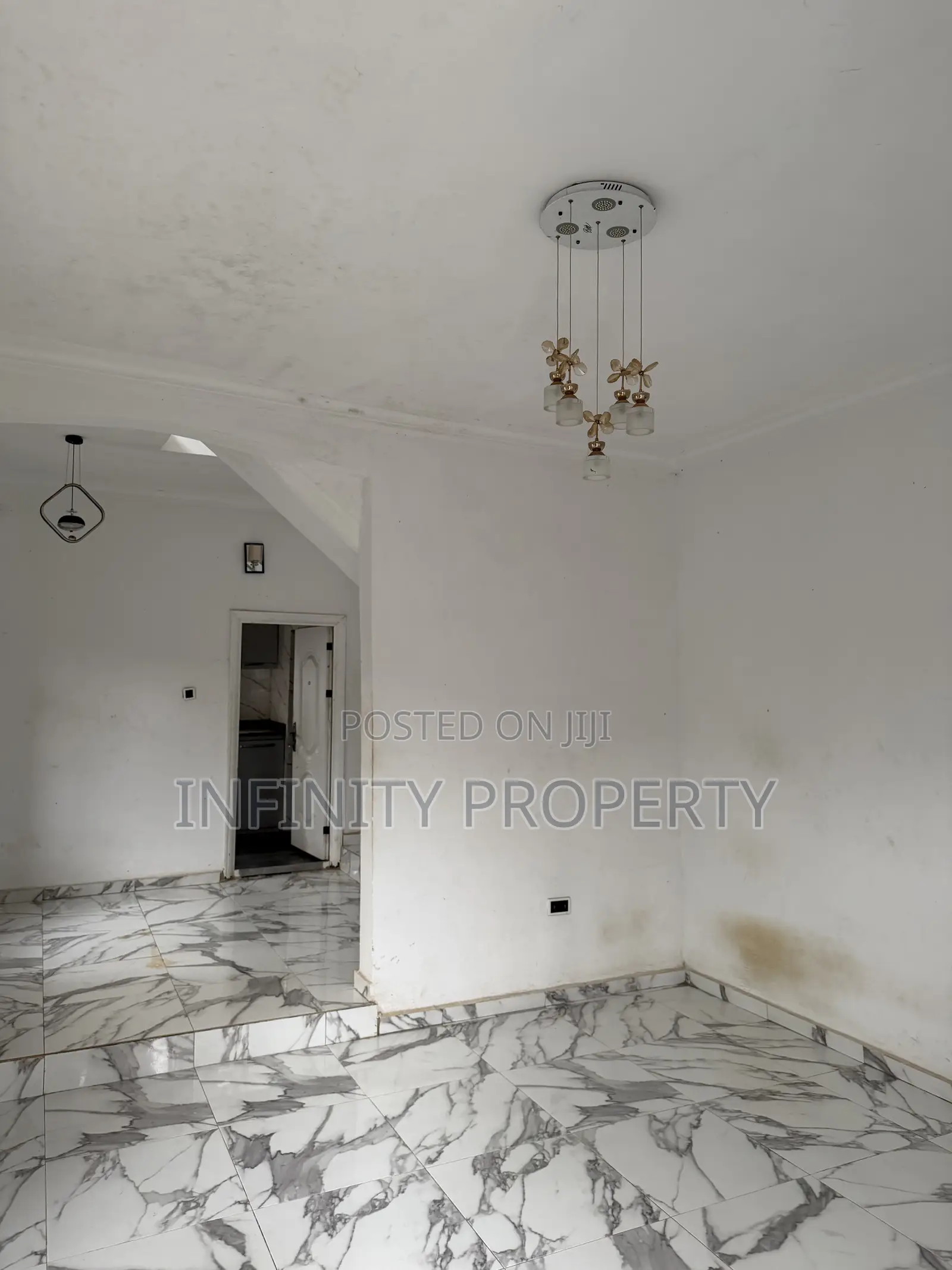 2bdrm Block of Flats in Amagba, Benin City for sale in Benin City