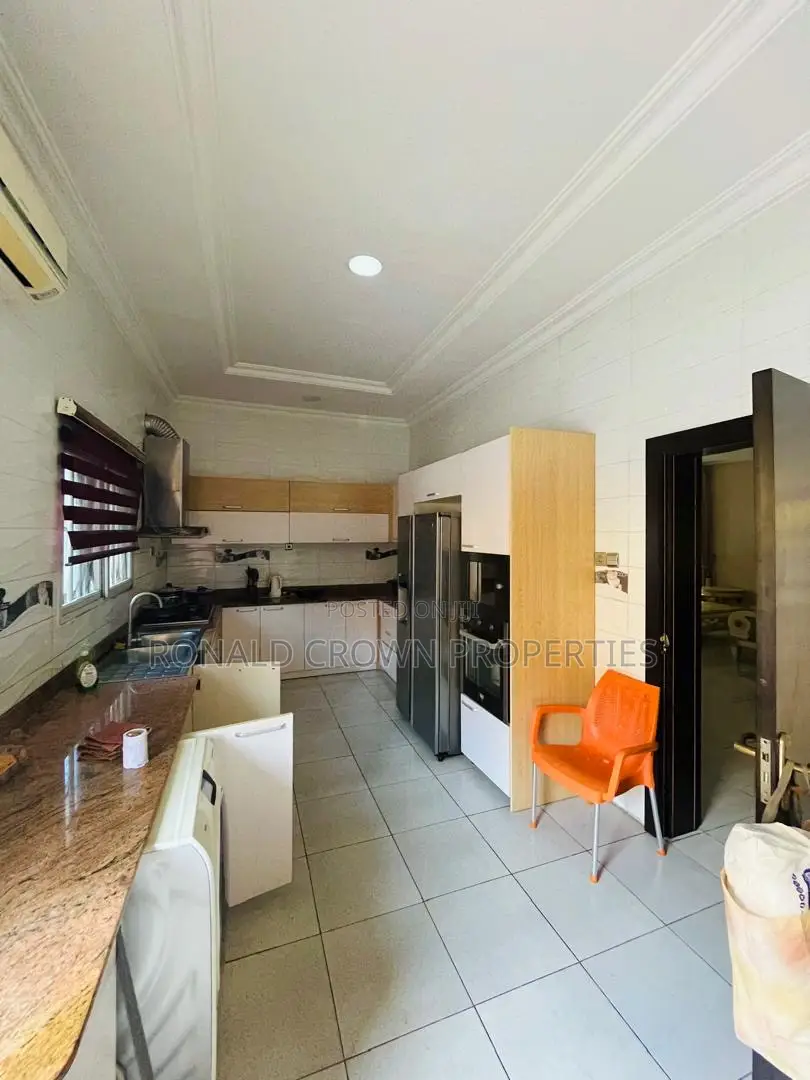 5bdrm Duplex in Osapa london for rent in Osapa london