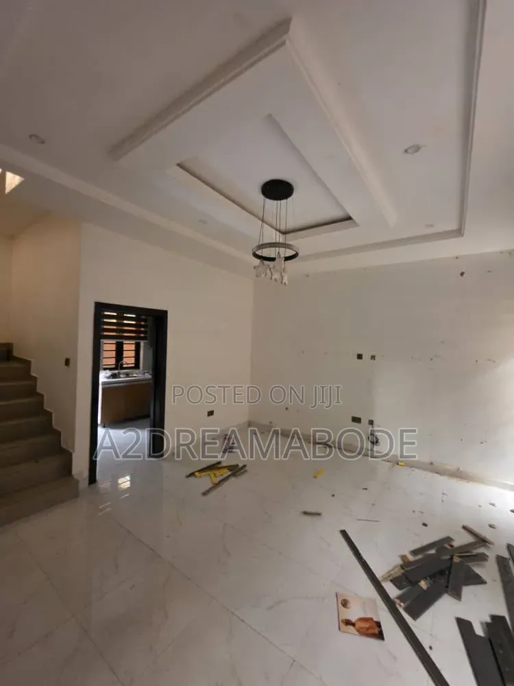 2bdrm Apartment in Omole Phase 2 for rent in Omole Phase 2