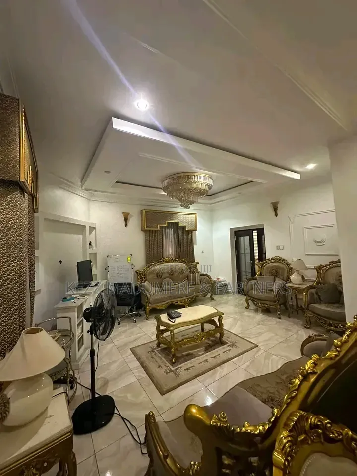 4bdrm Duplex in Mandela Est for sale in Port-Harcourt
