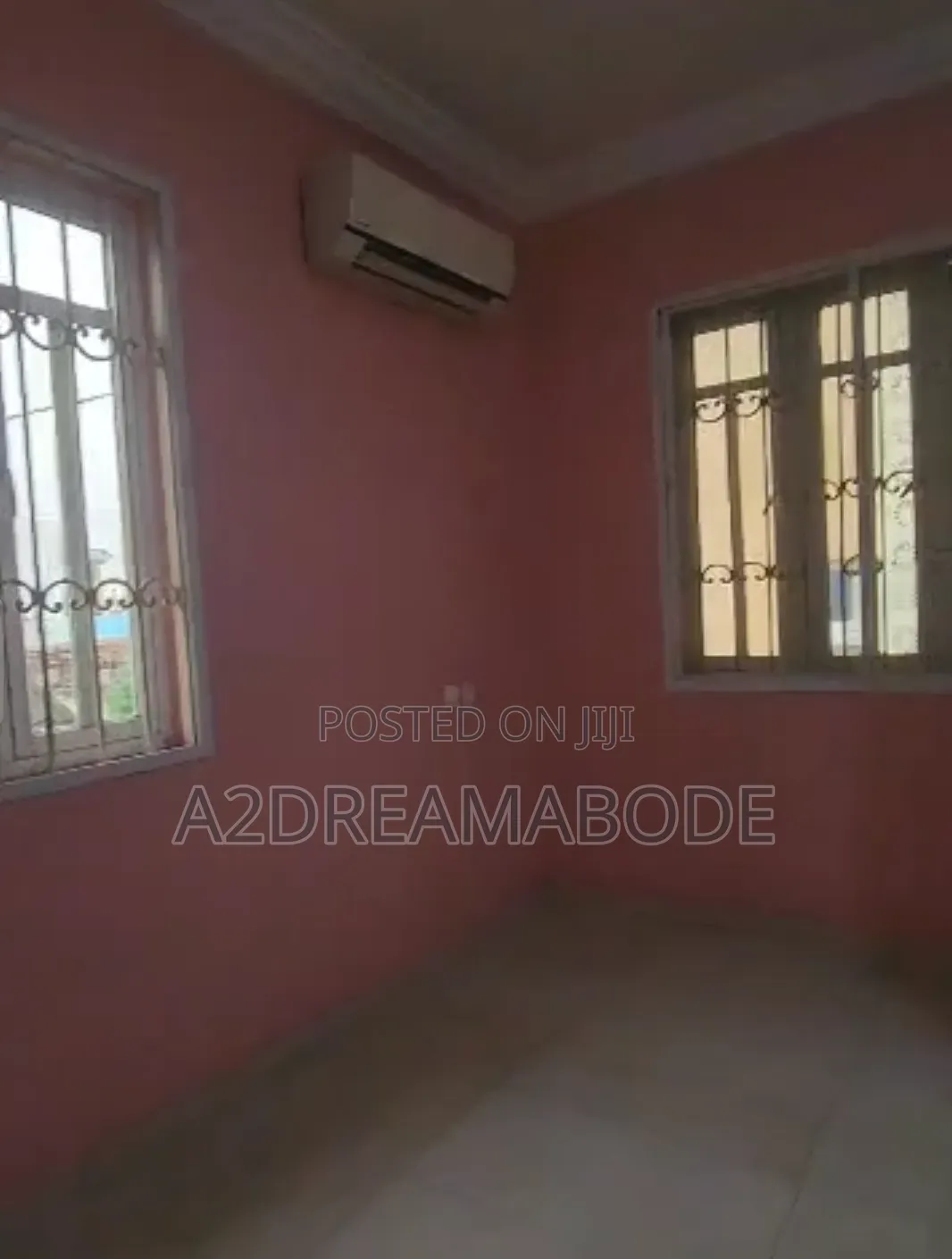 4bdrm Duplex in Yaba, Alagomeji for rent in Alagomeji