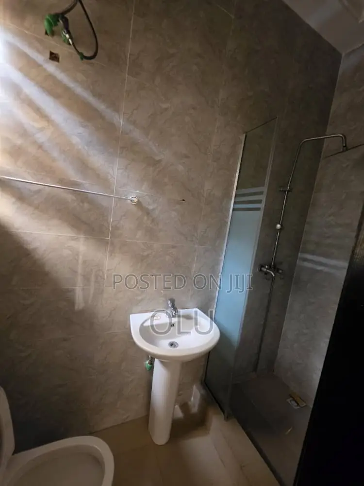 Furnished 2bdrm Duplex in Omole Estate Ph2 for rent in Omole Phase 2