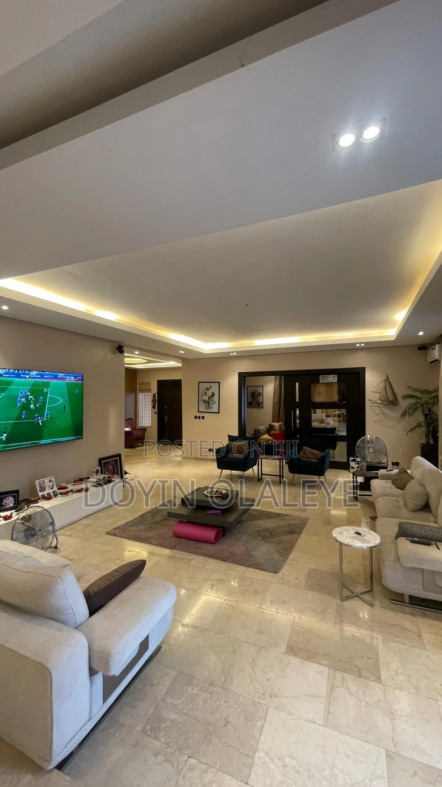 Furnished 5bdrm Duplex in Chevron for sale in Chevron