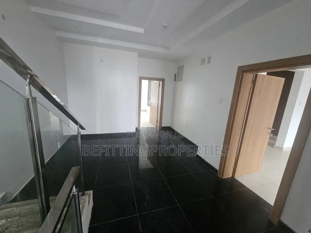 4bdrm Apartment in Banana Island for rent in Banana Island