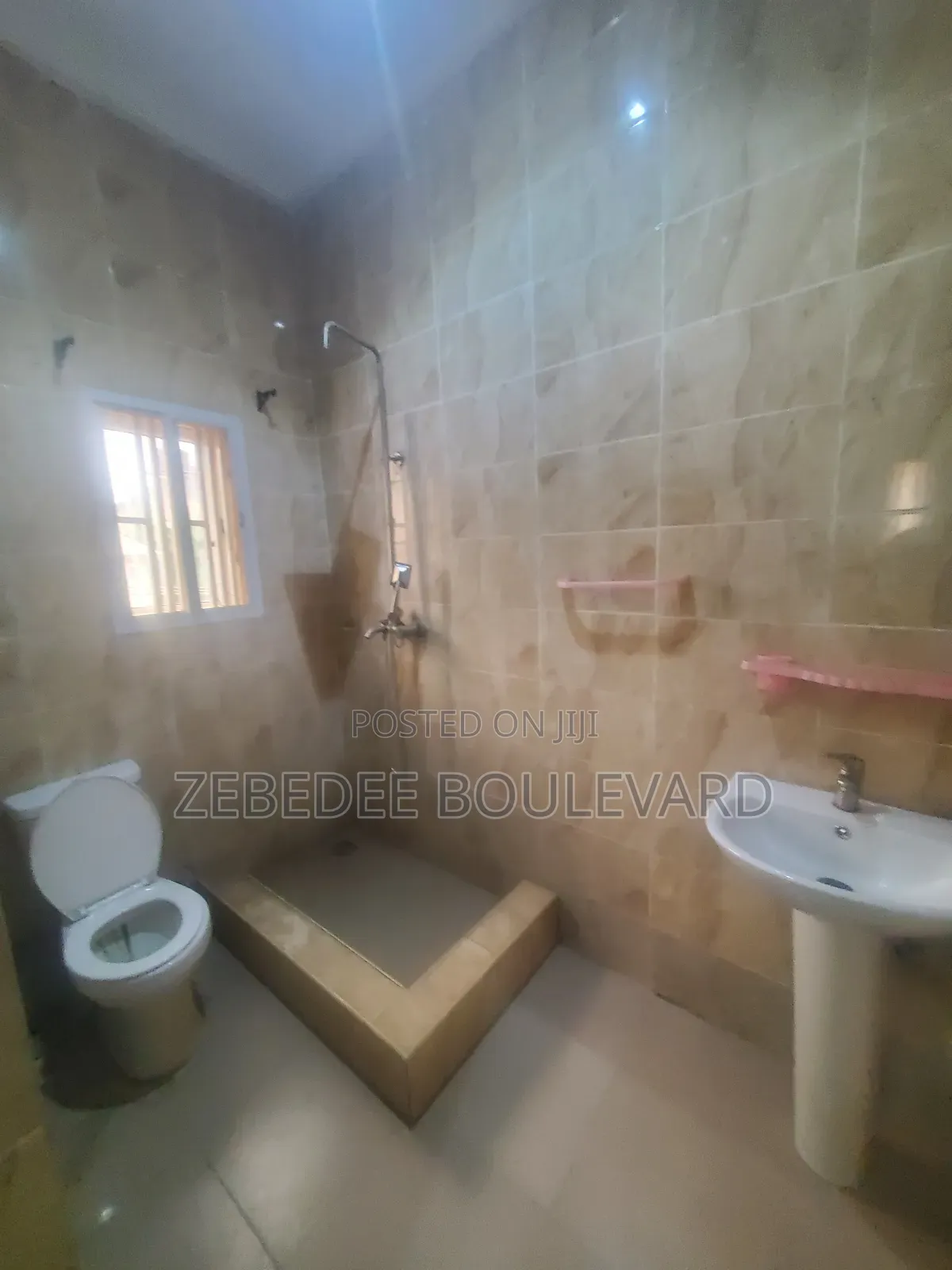 2bdrm Block of Flats in Durumi for rent in Durumi