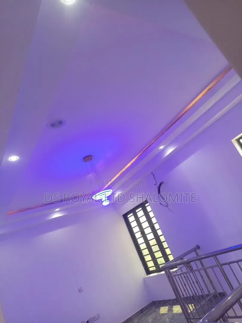 4bdrm Duplex in Ilaje / Lekki for sale in Ilaje / Lekki