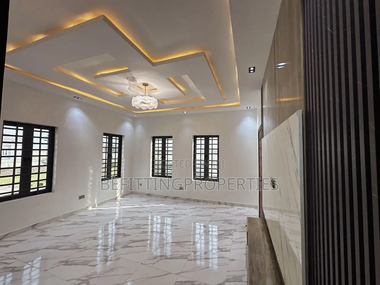 5bdrm Duplex in Lekki for sale in Lekki