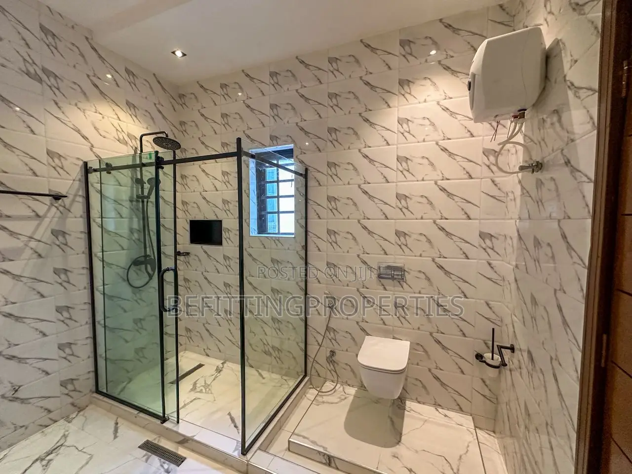 5bdrm Duplex in Lekki for sale in Lekki