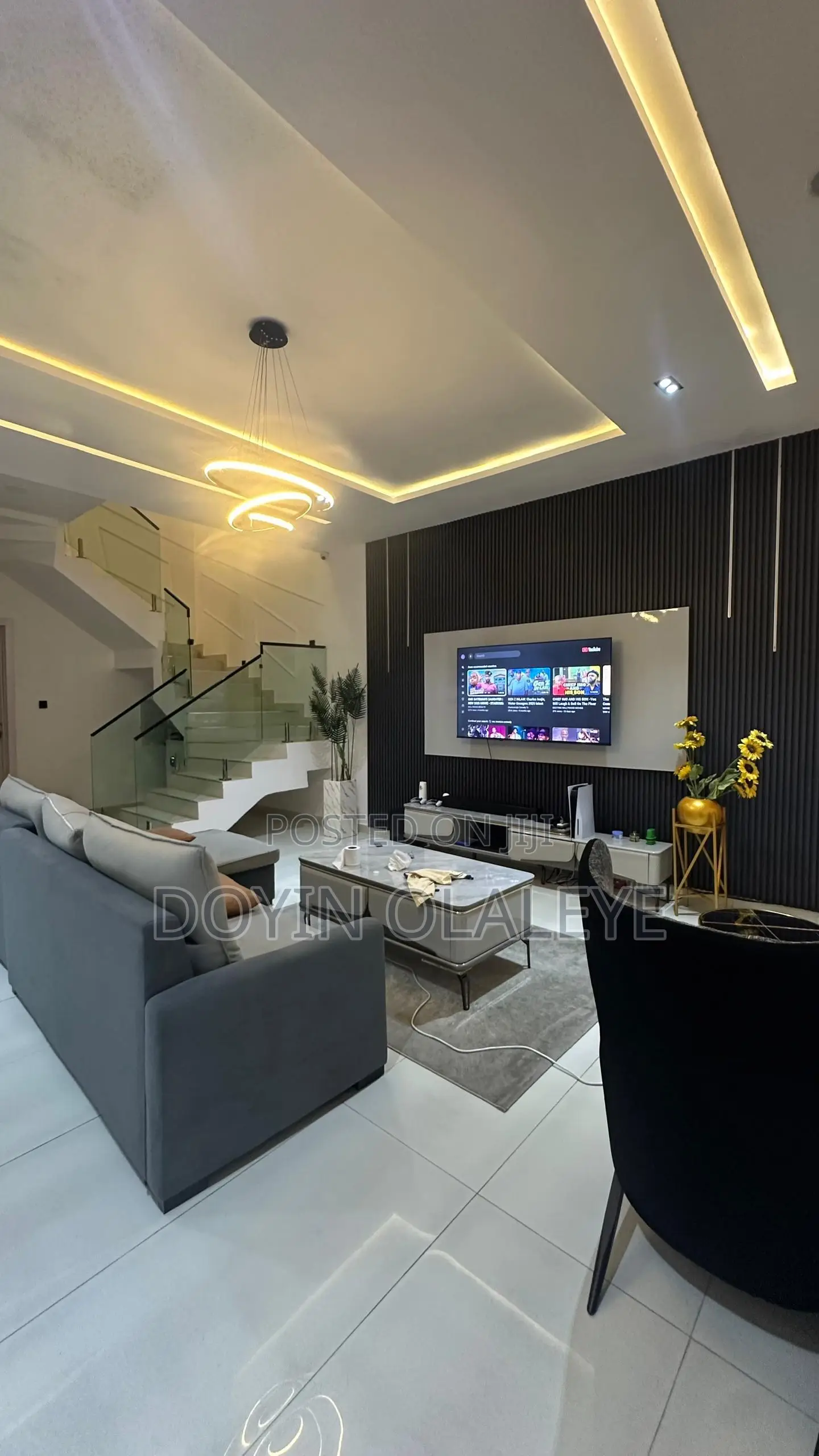 4bdrm Duplex in Chevron for sale in Chevron