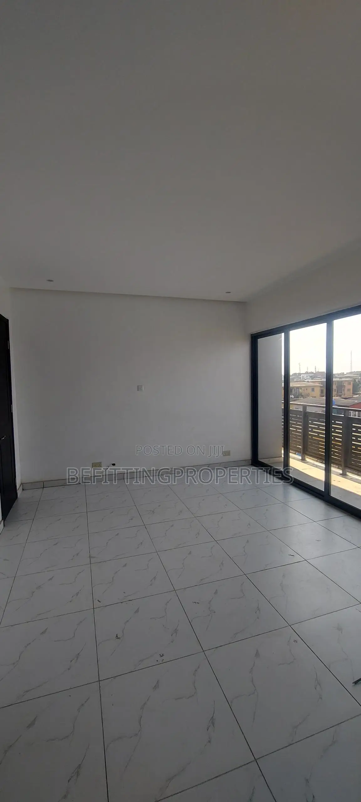 4bdrm Duplex in Ilupeju for sale in Ilupeju