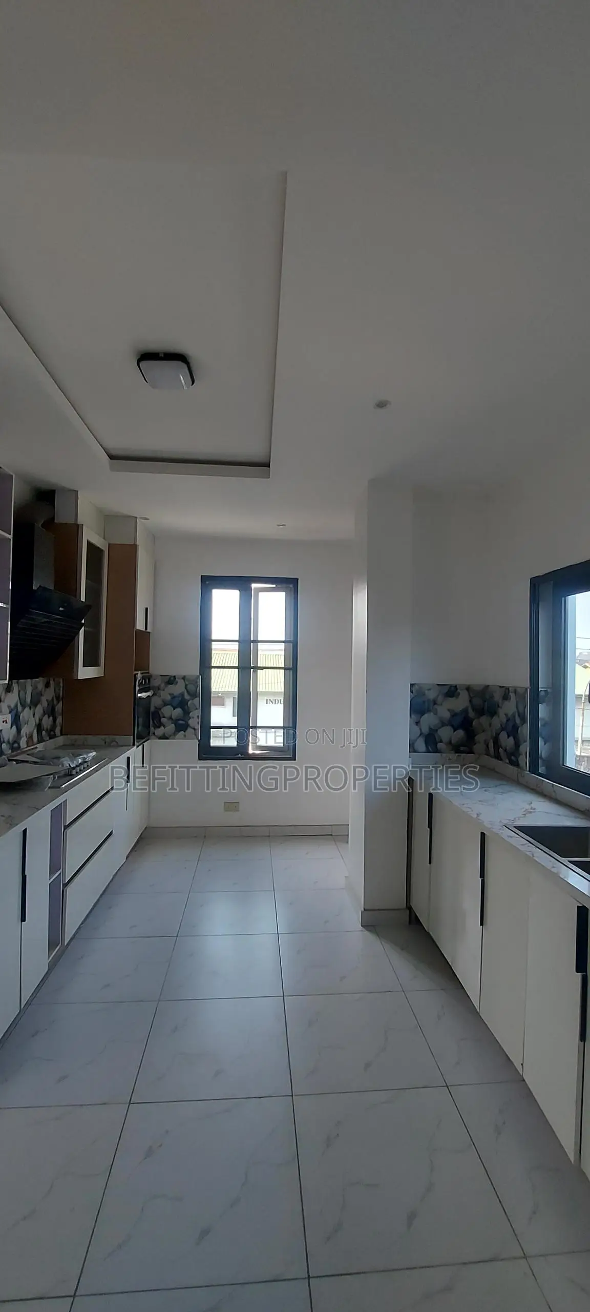 4bdrm Duplex in Ilupeju for sale in Ilupeju