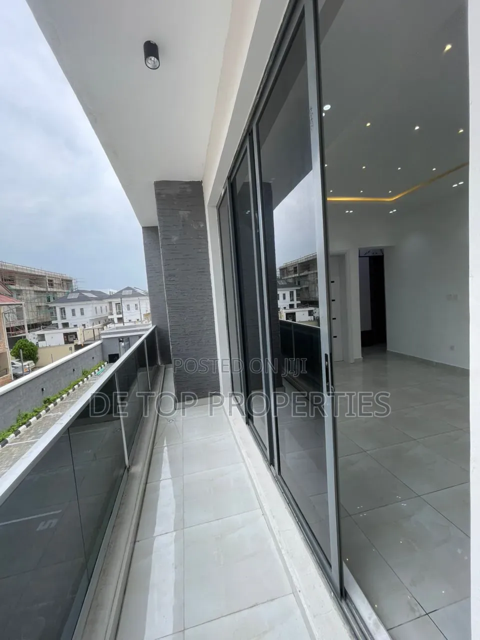 3bdrm Duplex in Lekki Phase 1 for rent in Lekki Phase 1