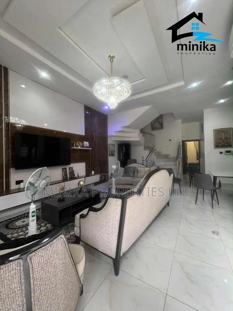 4bdrm Duplex in Ikota for sale in Ikota