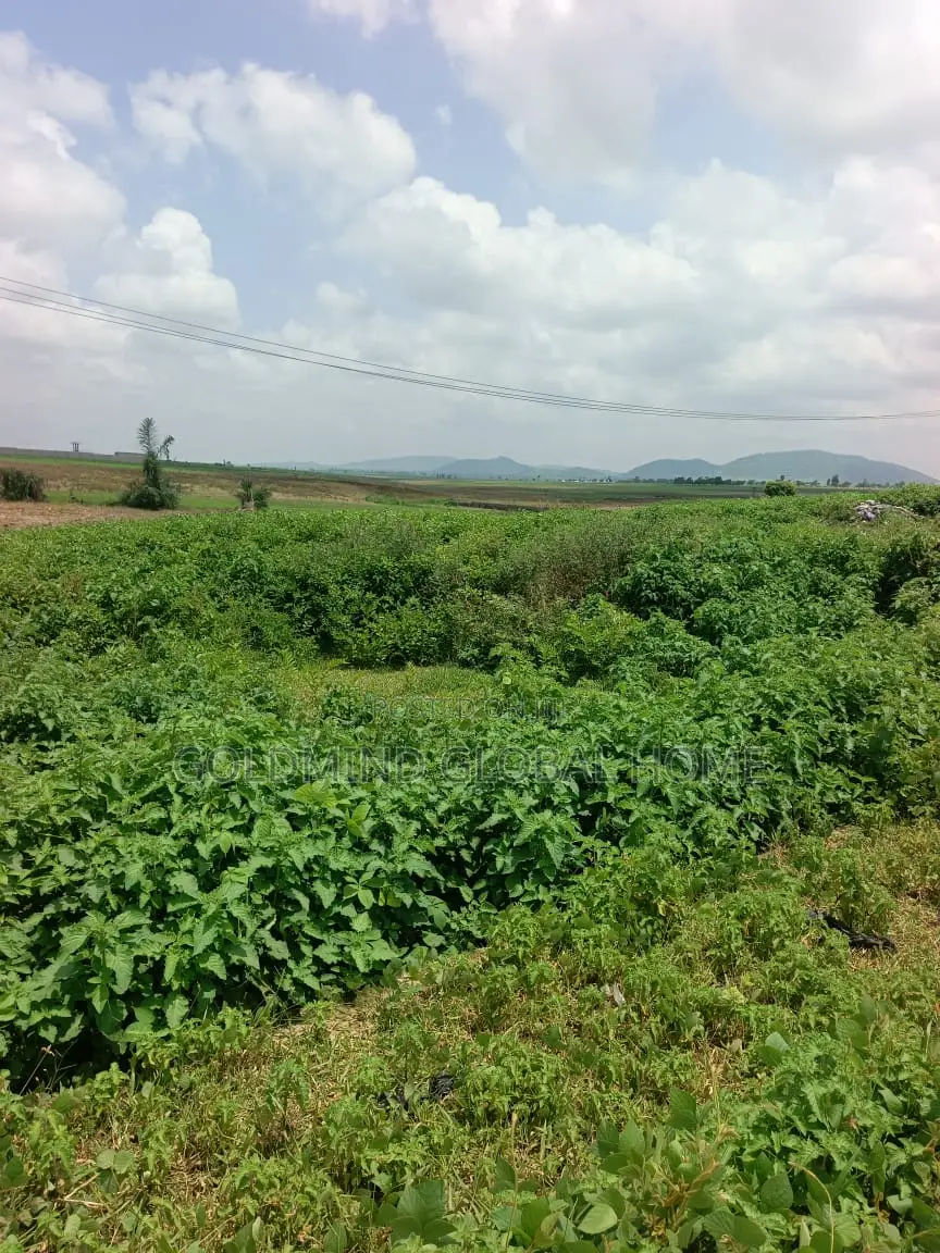 1 Heacters of Land in Gwagwalada for Sale. Abuja – Nigeria in Kutunku