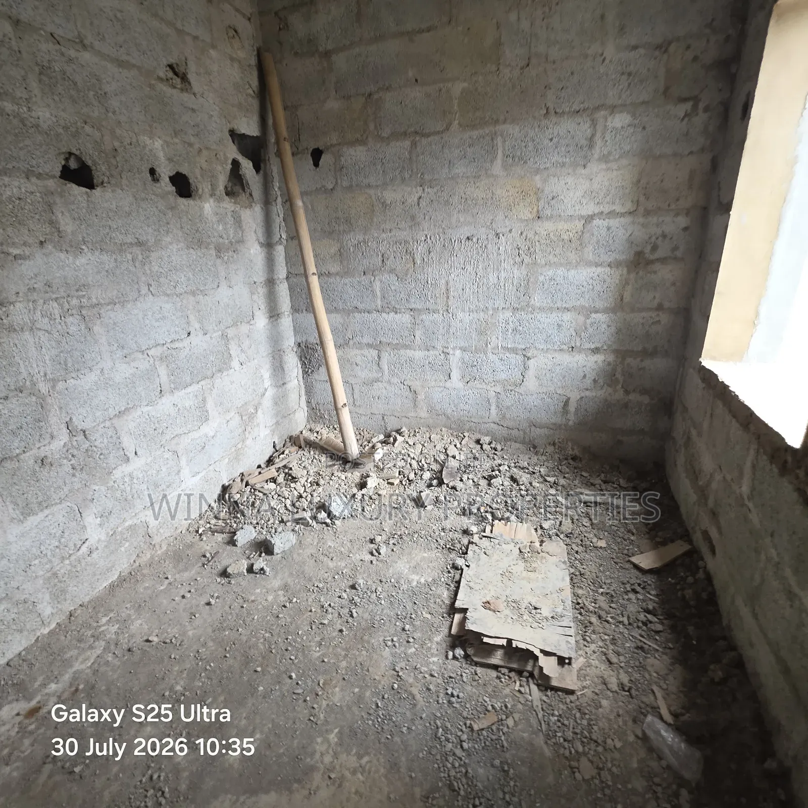 4bdrm Duplex in Floursh Estate, Lugbe District for sale in Lugbe District