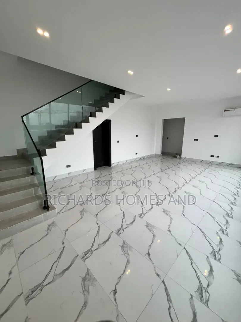3bdrm Maisonette in Old Ikoyi for sale in Old Ikoyi