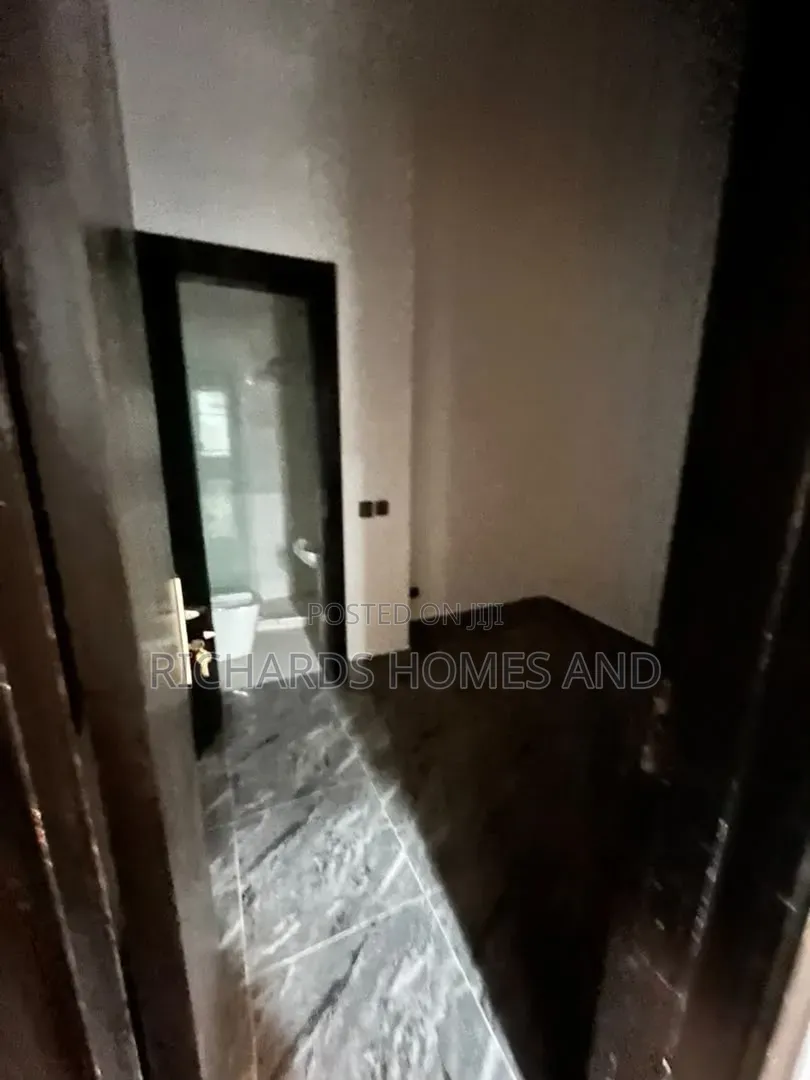 3bdrm Maisonette in Old Ikoyi for sale in Old Ikoyi