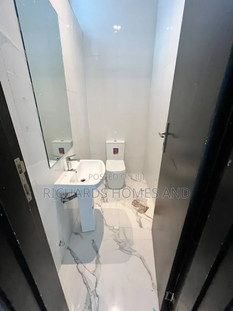 3bdrm Maisonette in Old Ikoyi for sale in Old Ikoyi