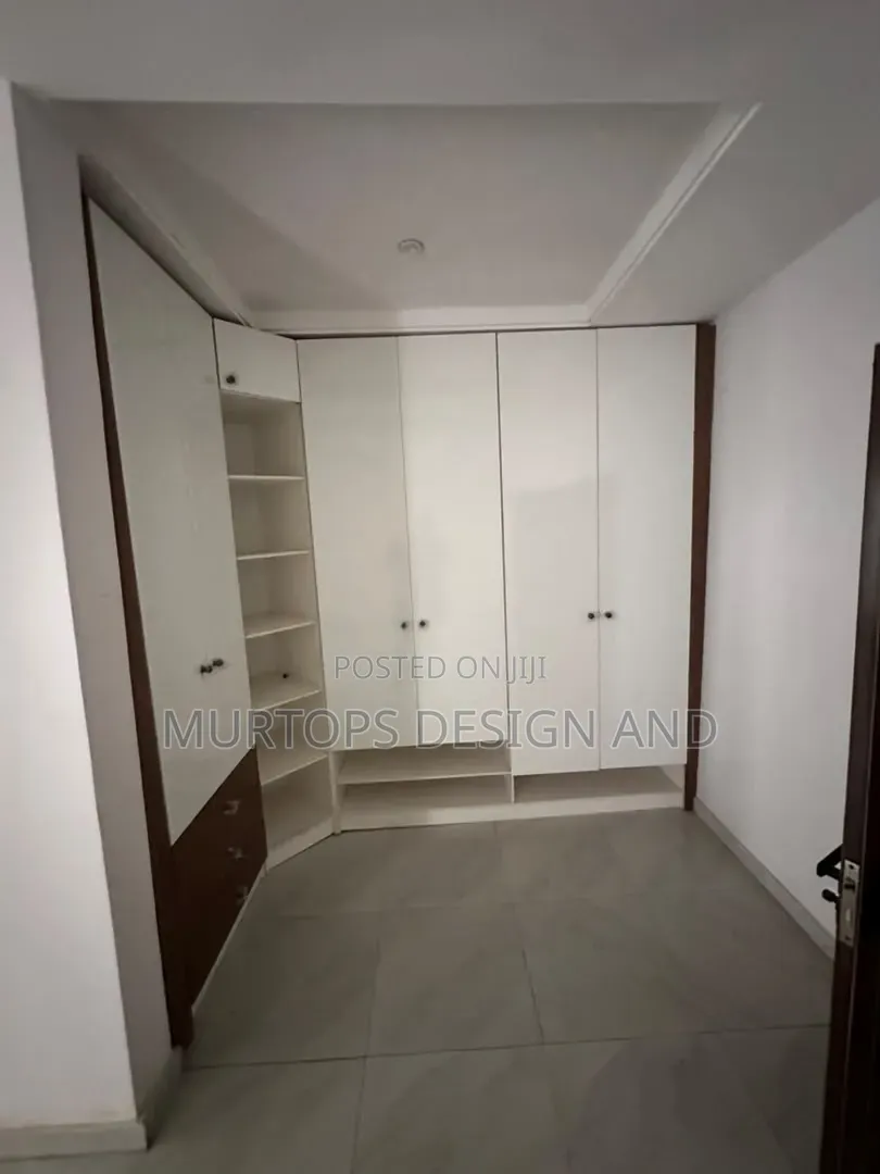 4bdrm Townhouse/Terrace in Lekki Phase 2 for sale in Lekki Phase 2