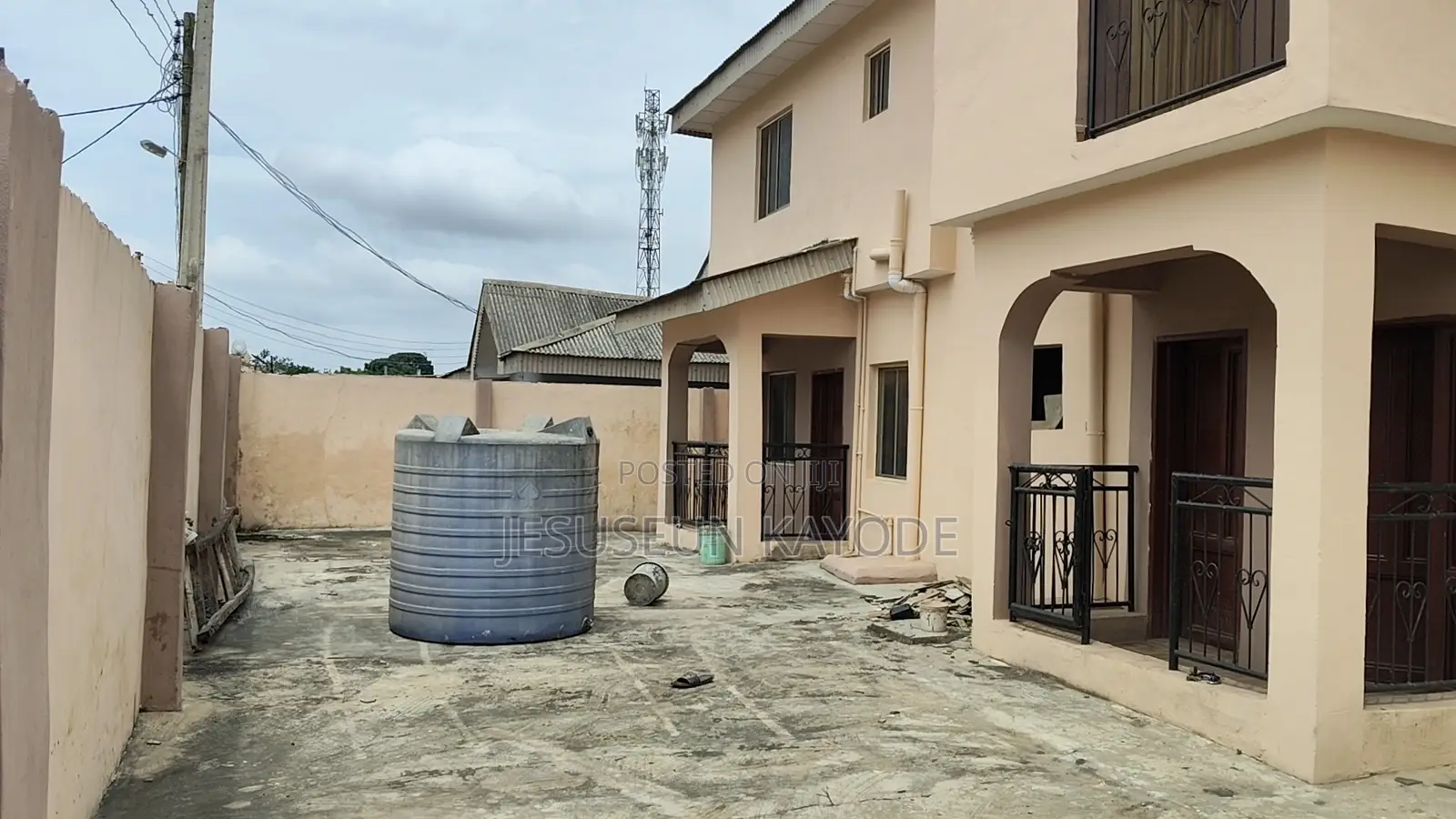 12bdrm Block of Flats in Manna Cola Estate, Alakuko for sale in Alakuko