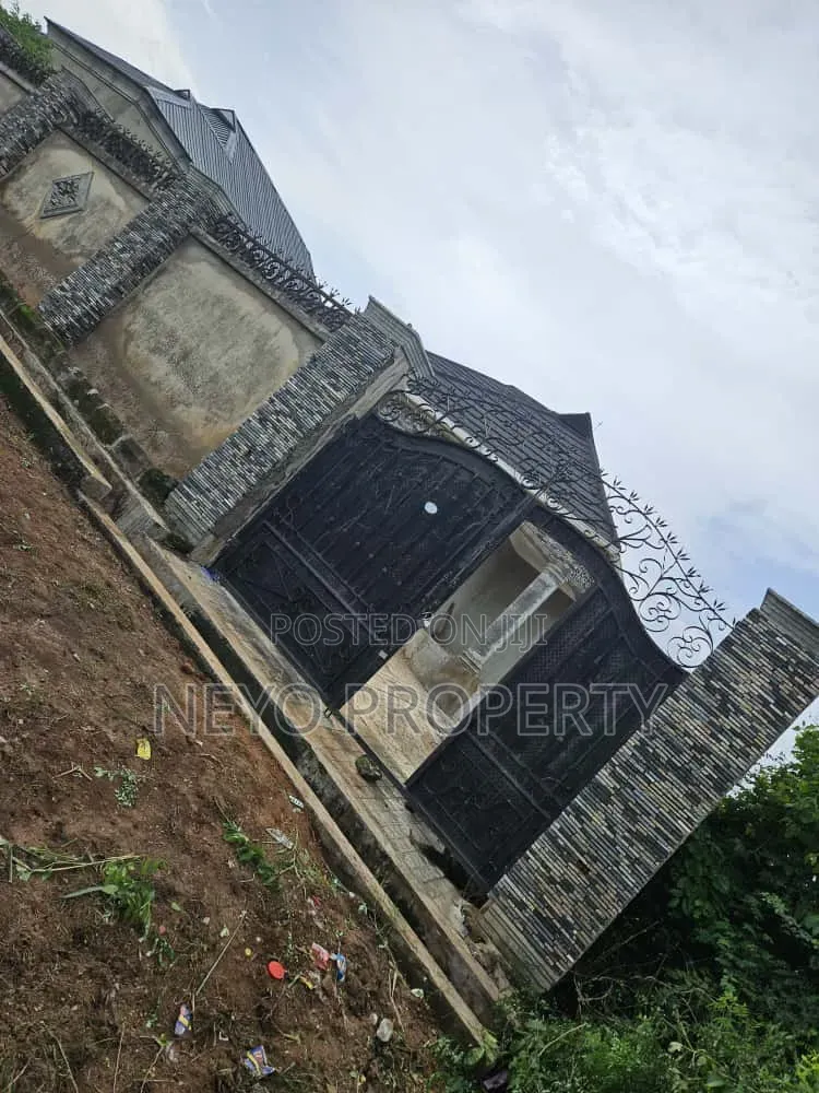 3bdrm Bungalow in Aiyedere, Odeda for sale in Odeda