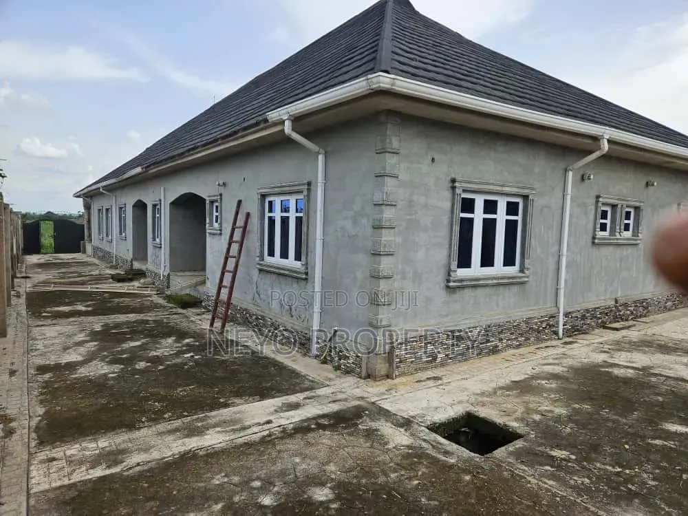 3bdrm Bungalow in Aiyedere, Odeda for sale in Odeda